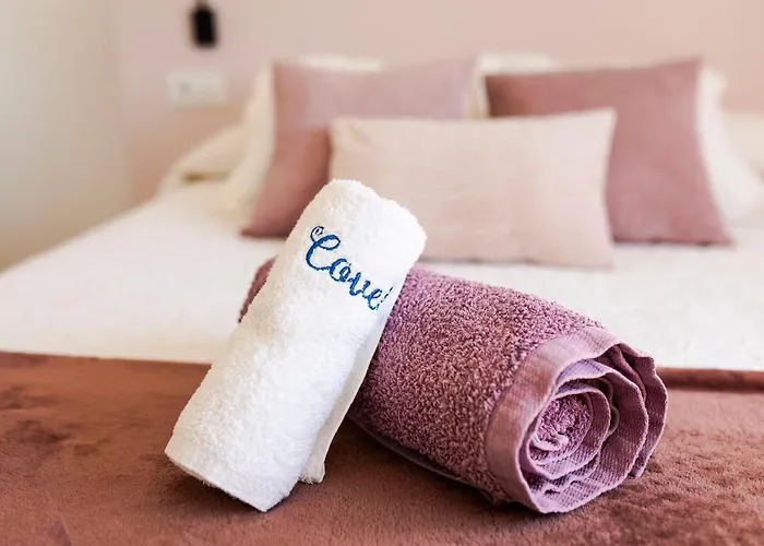 Covelodge - 500m Playa, 10min En Coche, Taxi Privado - Con Coste