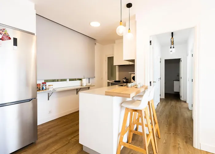 Covelodge - 500m Playa, 10min En Coche, Taxi Privado - Con Coste Ποντεβέντρα