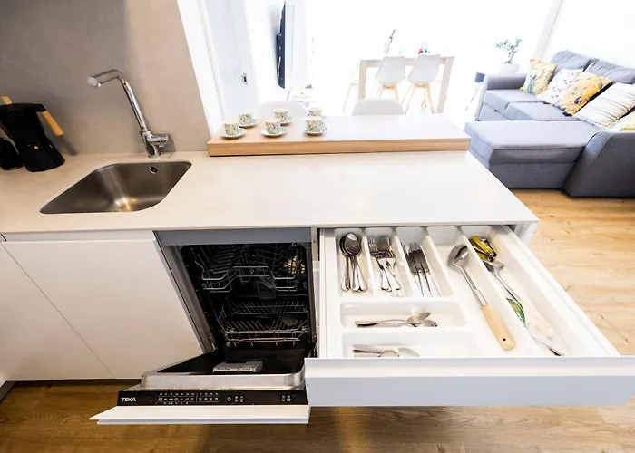 Covelodge - 500m Playa, 10min En Coche, Taxi Privado - Con Coste